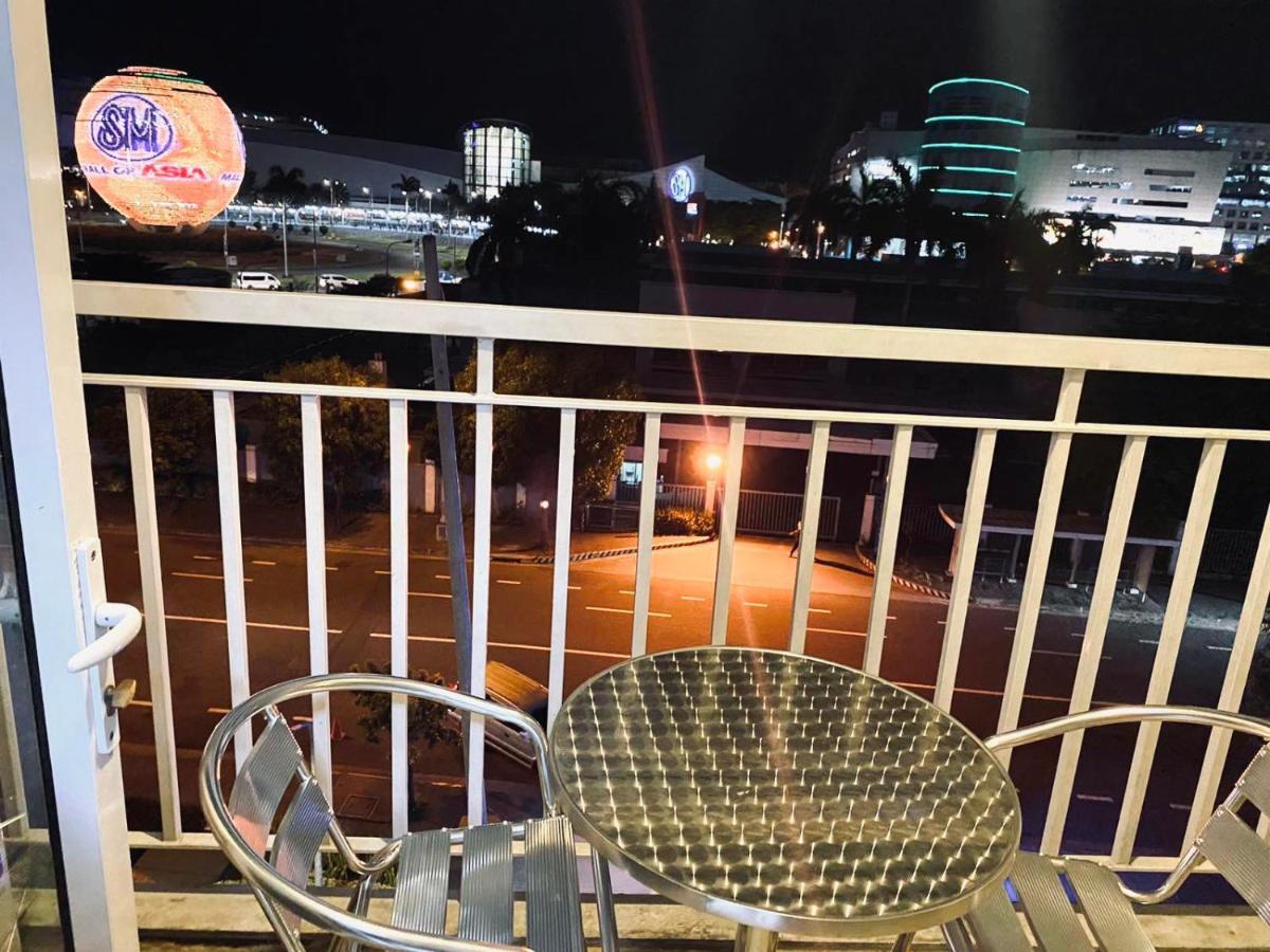 Sea 2-Br Unit With Free Parking Near Mall Of Asia Pasay Bagian luar foto