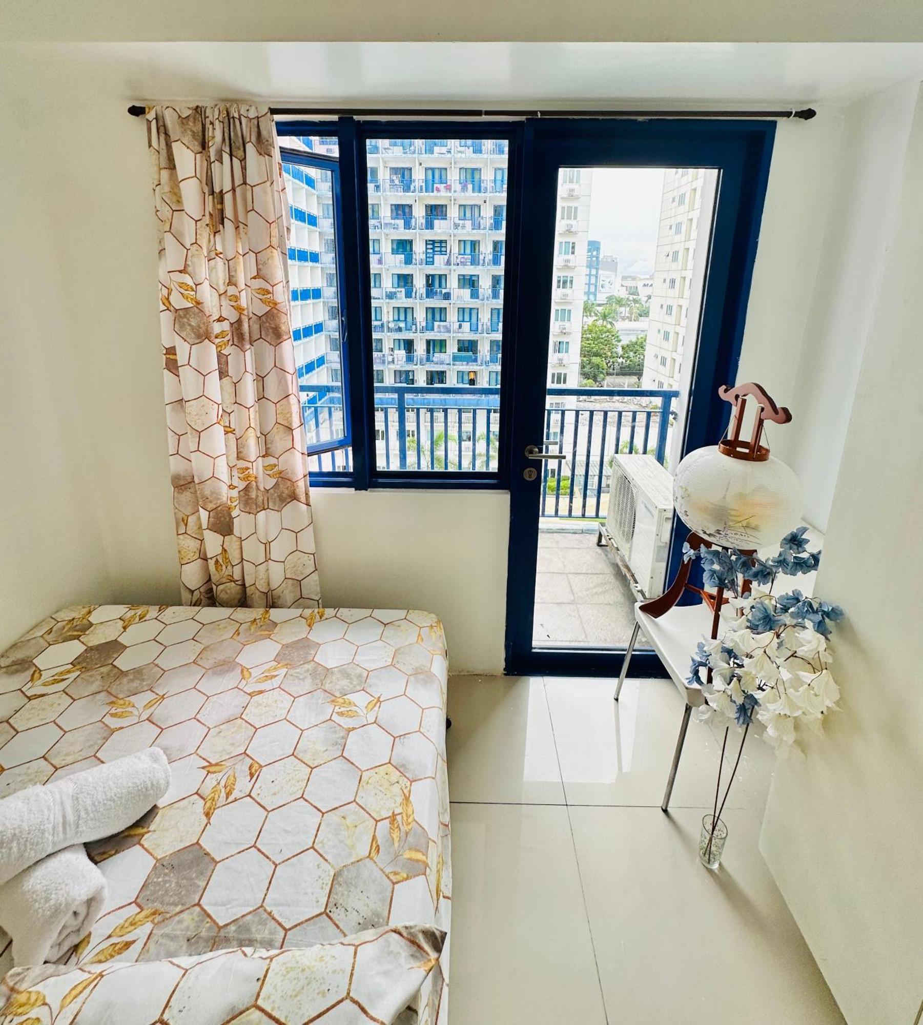 Sea 2-Br Unit With Free Parking Near Mall Of Asia Pasay Bagian luar foto